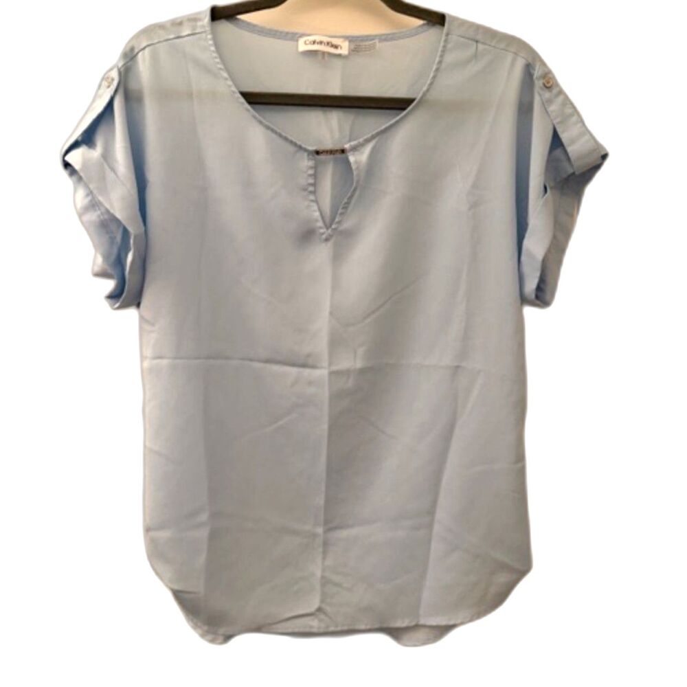 Calvin Klein Blouse Size M Light Blue Keyhole Short Sleeve Top Roll Tab Sleeve